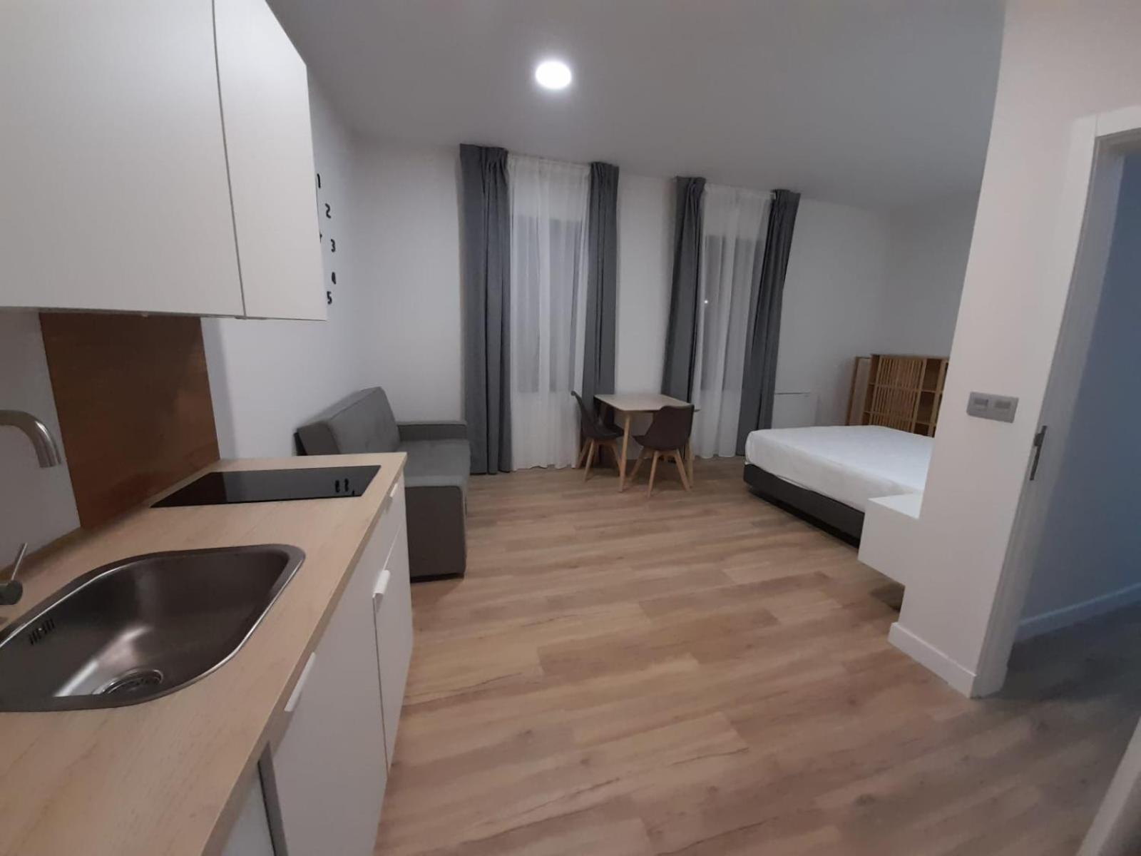 Apartamentos Recunchos Ourense Eksteriør bilde
